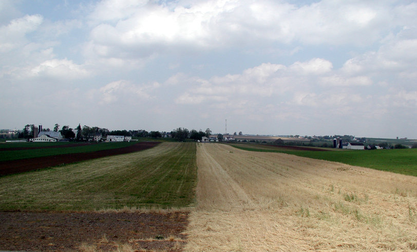 Lancaster, PA : Springtime at Amish Farm