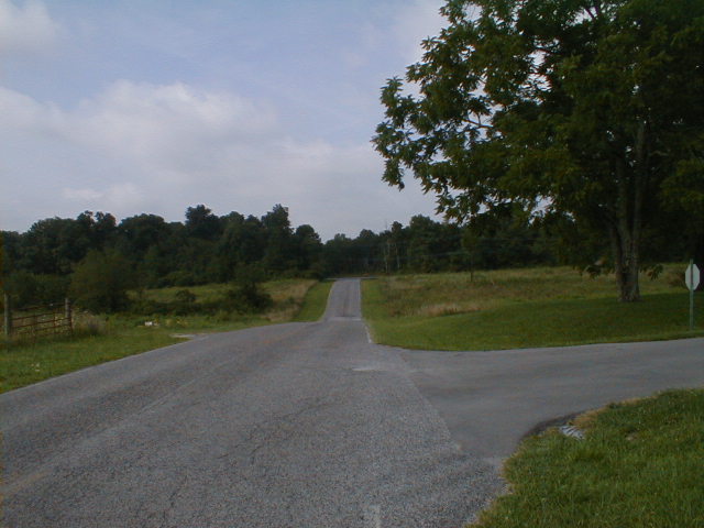 Fairfield Glade, TN : At the crossroad, do I go to Fairfield or Crab Orchard today?