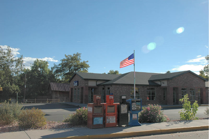 Lyons, CO: Post Office