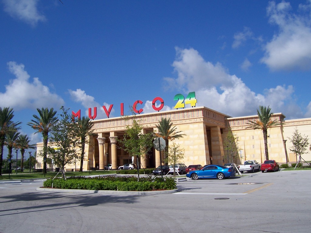 Pembroke Pines, FL: Muvico Movie Theatre