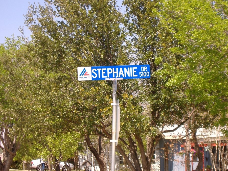 Haltom City, TX : stephanie st