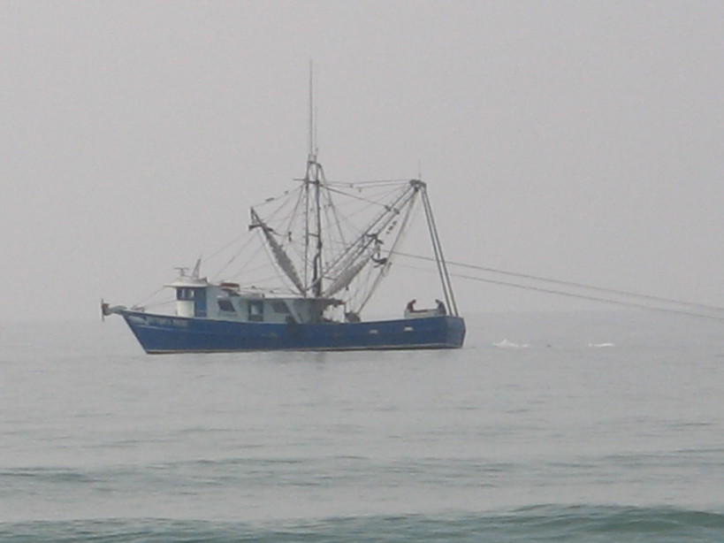 Sneads Ferry, NC: Sneads Ferry Shrimp Boat from topsail beach North Carolina