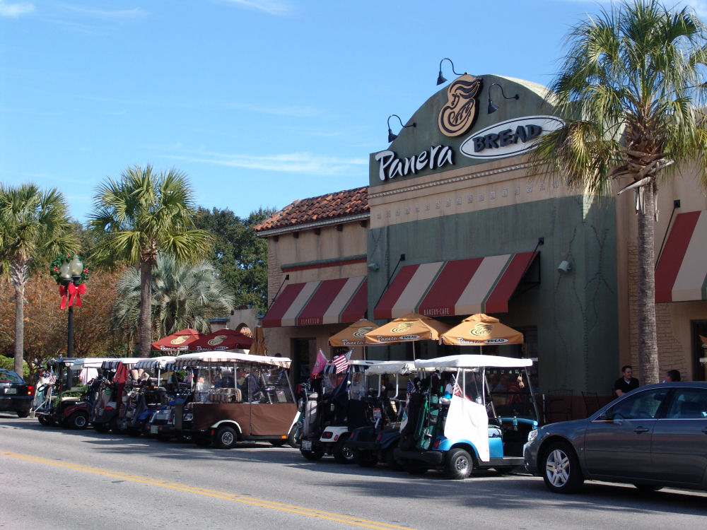 The Villages, FL : Parked for a Bite to Eat