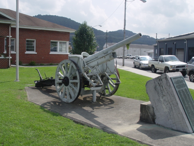 Saltville, VA : Old Cannon Sitting In Front Of The Town Hall