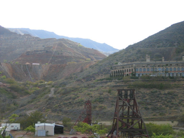 AZ : Old Mining Equipment