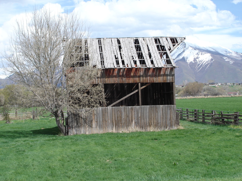 Spanish Fork, UT: Old Barn in Spanish Fork, Utah