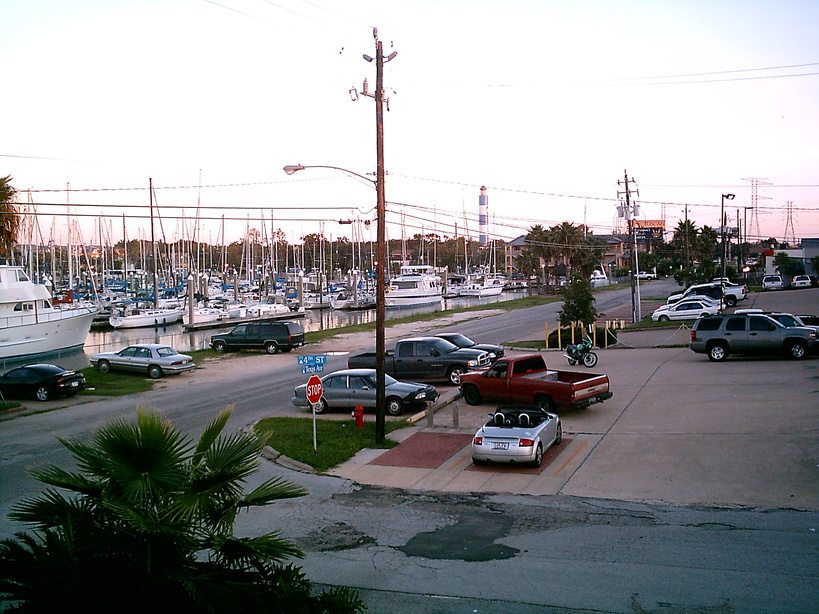 Kemah, TX : View of Bay from deck of nearby rental
