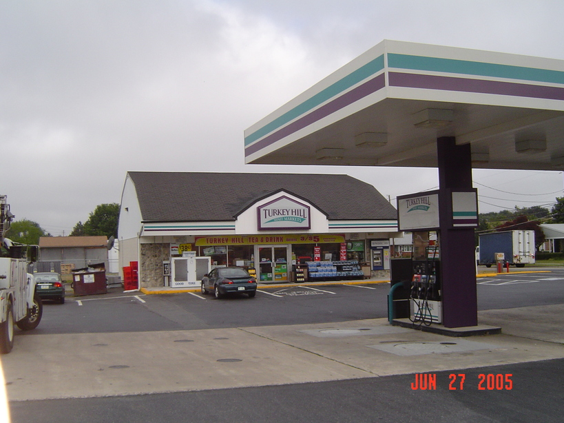 Colonial Park, PA: Turkey Hill Gas Station