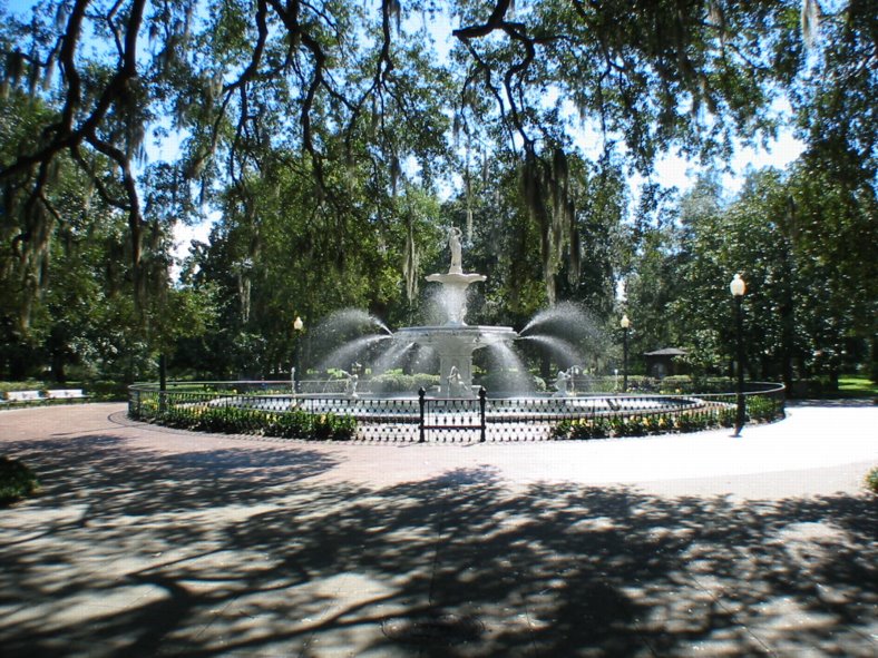 Savannah, GA: Fountain in a Savannah Downtown Square