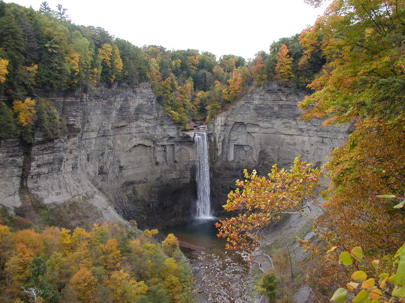 Trumansburg, NY : Taughannock Falls in the Autumn