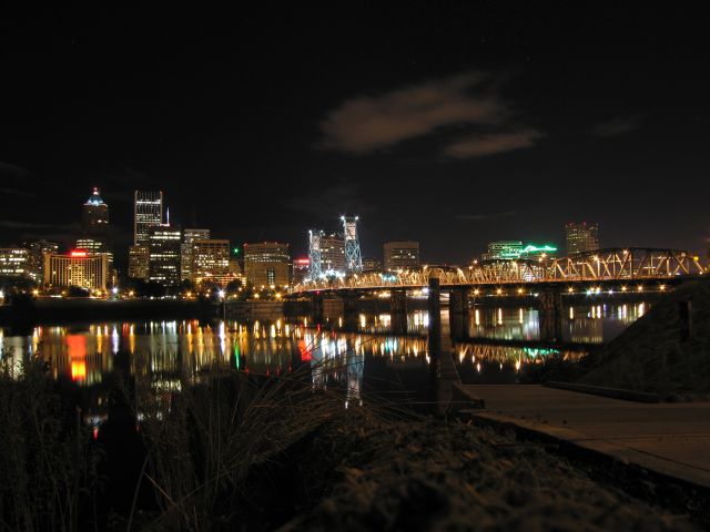 Portland, OR: Downtown Portland at night