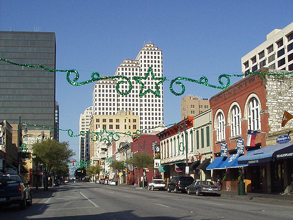 Austin, TX : 6th Street decorated for Christmas