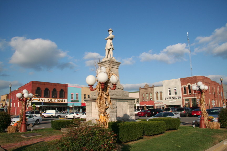 Lebanon, TN : City Square photo, picture, image (Tennessee) at city