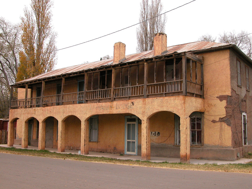 Tularosa, NM : Old Valley Lodge photo, picture, image (New Mexico) at