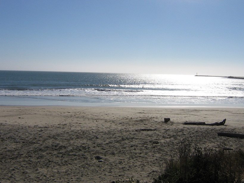 Half Moon Bay, CA: Just another beautiful day at the beach.