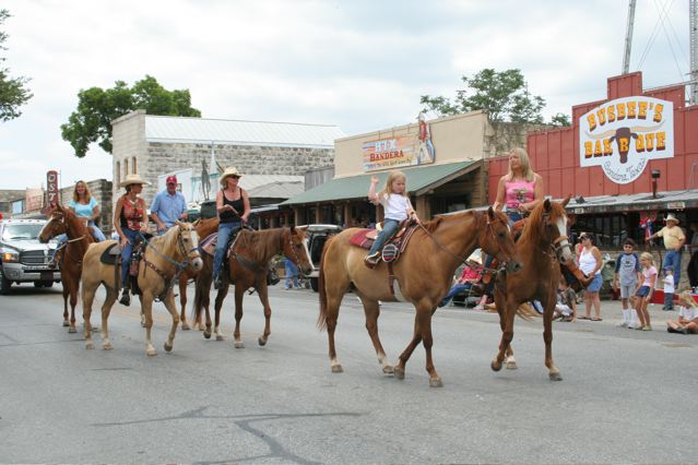 Bandera, TX : Memorial Day Parade 2006