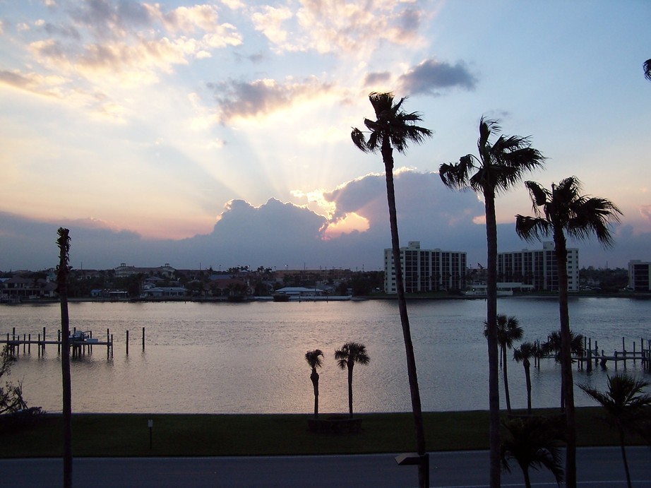 Jupiter Island, FL: View from Jupiter Island across the Inland Waterway at Sunset!
