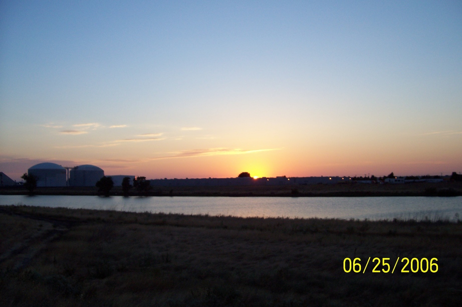 West Sacramento, CA : sunset at the port