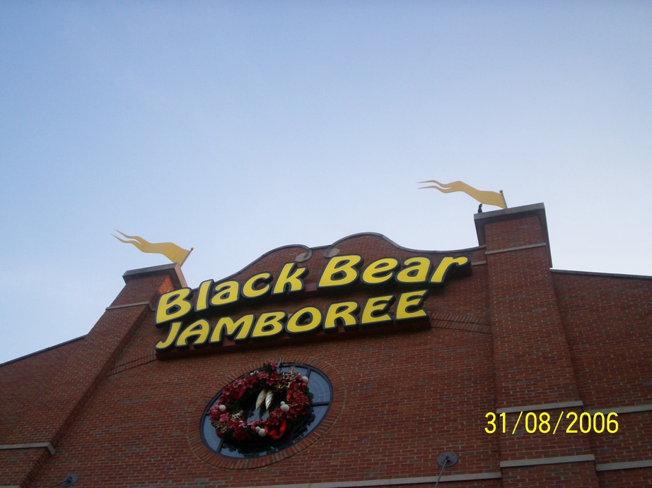 Untitled — Black Bear Jamboree Pigeon Forge Tenn