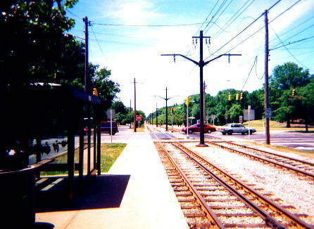 Shaker Heights, OH : RTA rail stop in Shaker Heights