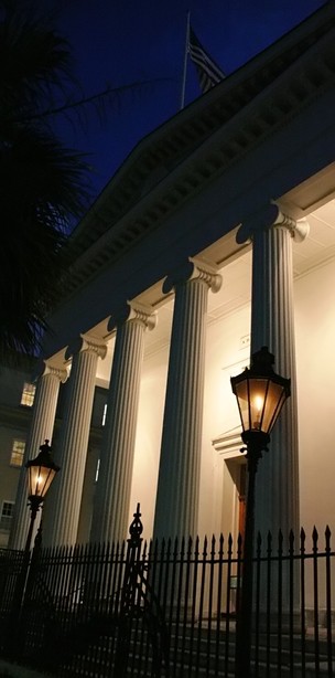 Charleston, SC : Historic building along Meeting St. in downtown Charleston