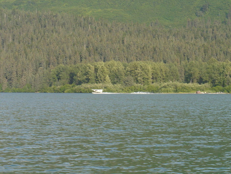 Bear Creek, AK: bear lake