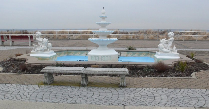 Bradley Beach, NJ: Centenial Fountain