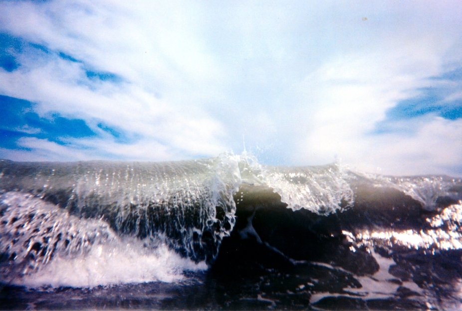 Vero Beach, FL : Freezing a wave
