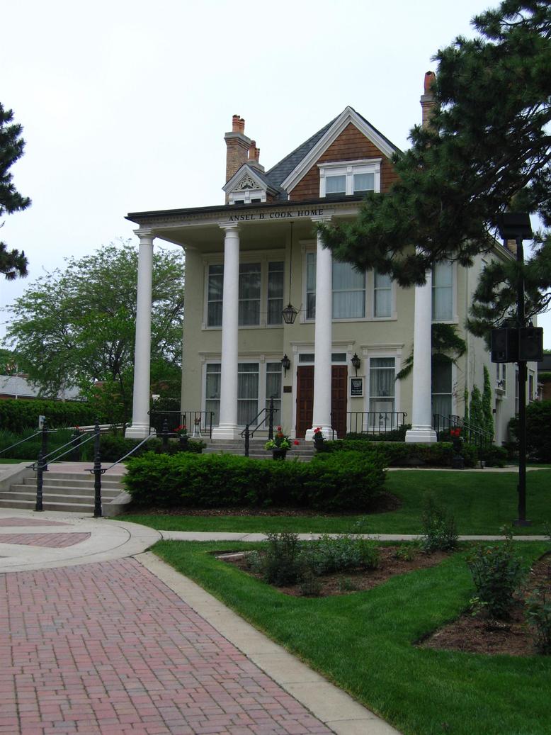 Libertyville, IL: Cook Memorial Library