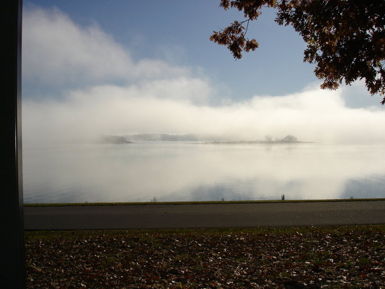 Mountain Home, AR: Lake Norfork Clouds