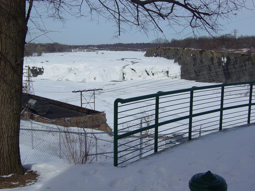 Cohoes, NY: Frozen Falls at Cohoes. Picture taken from park.