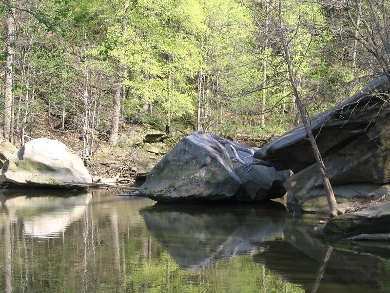 Elyria, OH : Water/Rocks Cascade Park