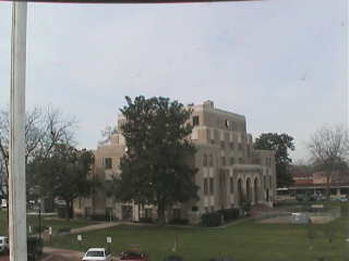 Gilmer, TX : Gilmer Courthouse, middle of the square