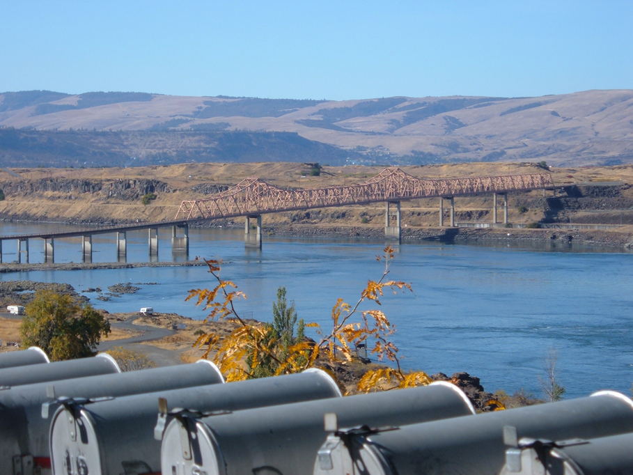 City of The Dalles, OR: View of The Dalles bridge