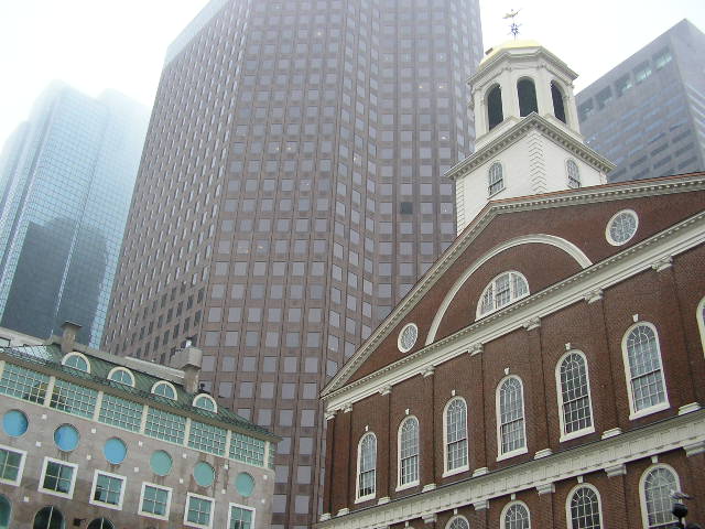 Boston, MA : fog in downtown