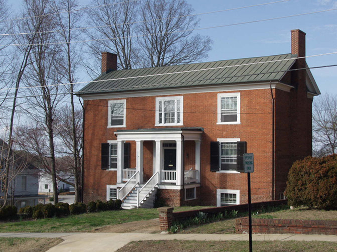 Farmville, VA: Wade McKinney House, 1843, Beech Street, Farmville, VA 23901