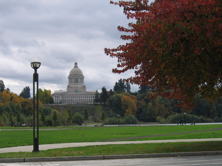 Olympia, WA : Capitol Building from 5th Ave SW