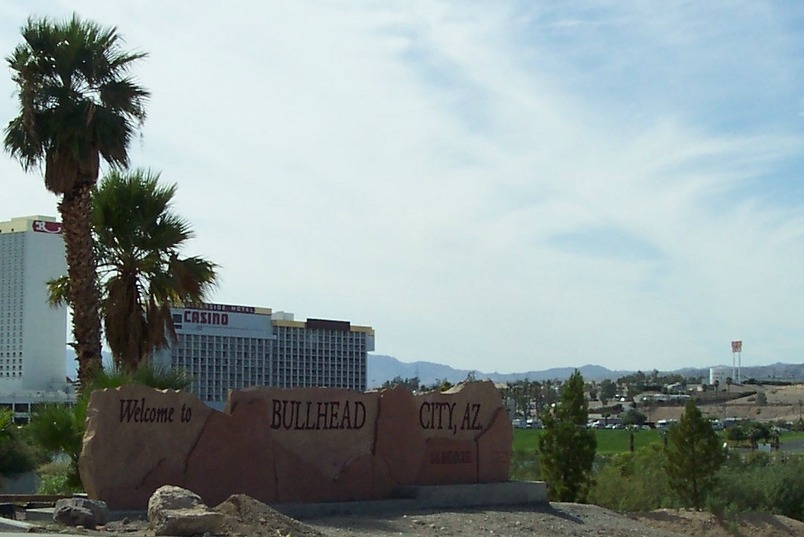 Bullhead City, AZ: Welcome Sign on Highway 95 & 68 at Bullhead Parkway in Bullhead City