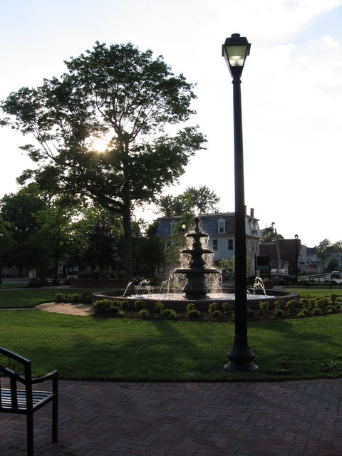 Georgetown, DE: Fountain in main square at evening