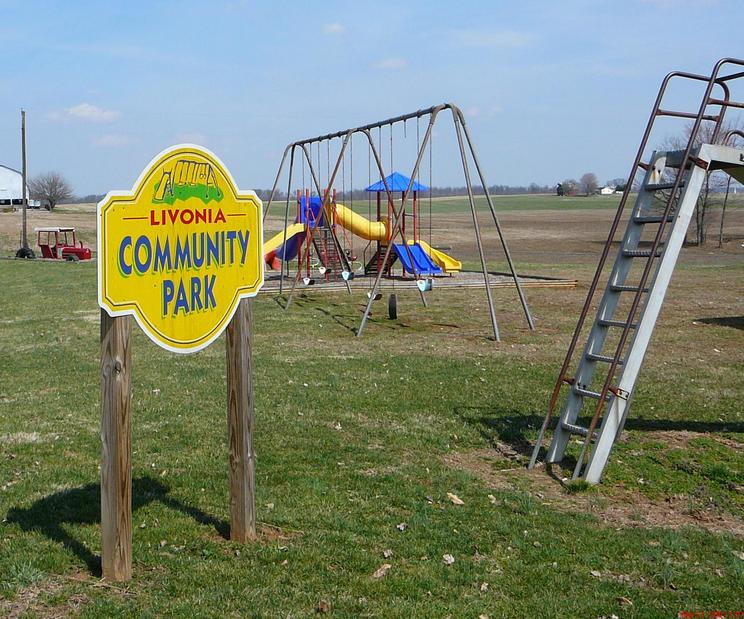Livonia, IN: Livonia's Community Park .