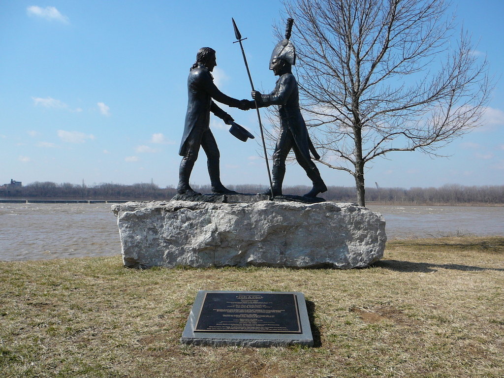 Clarksville, IN: Statue of Lewis and Clark on the shore of the Ohio River in Clarksville.