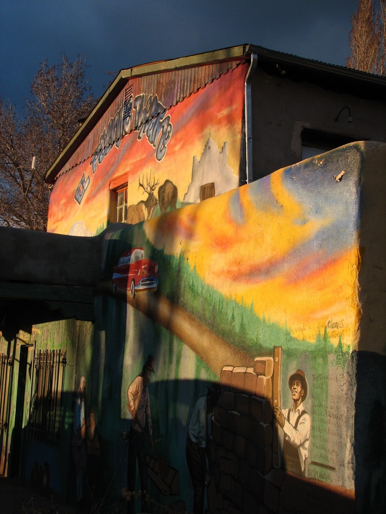 Penasco, NM : Sugar Nymphs Bistro &El Puente Theater, Penasco