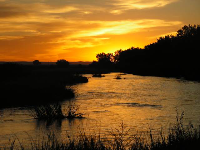 Bridgeport, NE: sunset on the north platte river