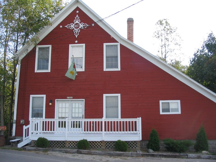 Saxeville, WI: Red Mill
