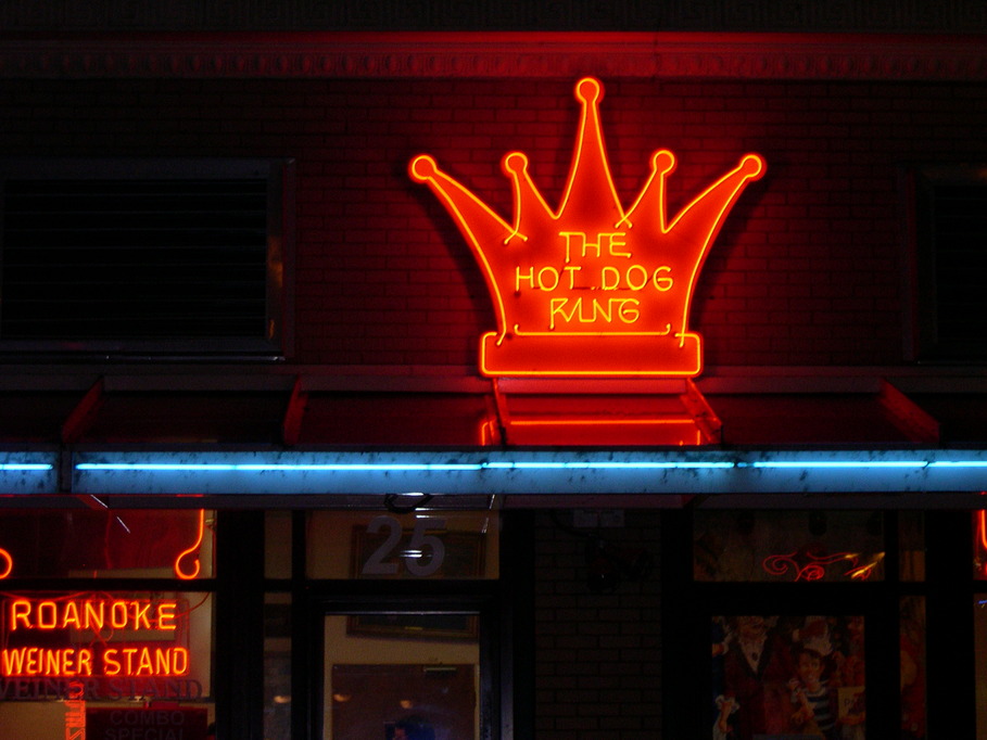 Roanoke, VA : Roanoke Weiner Stand