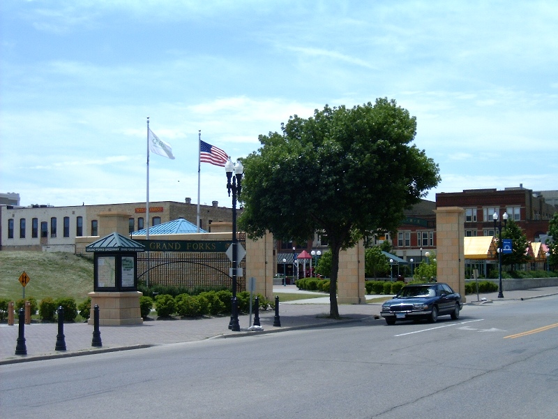 Grand Forks, ND: Grand Forks, North Dakota: Demers Avenue