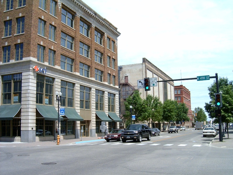 Grand Forks, ND : Grand Forks, North Dakota: Demers Avenue photo