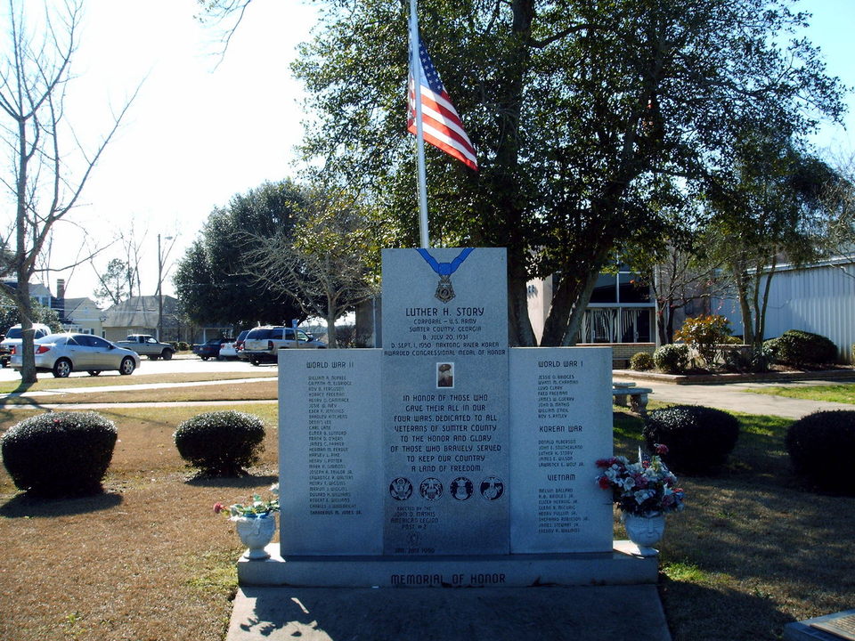 Americus, GA: Medal of Honor Memorial, Sumter County Courthouse, Americus, GA