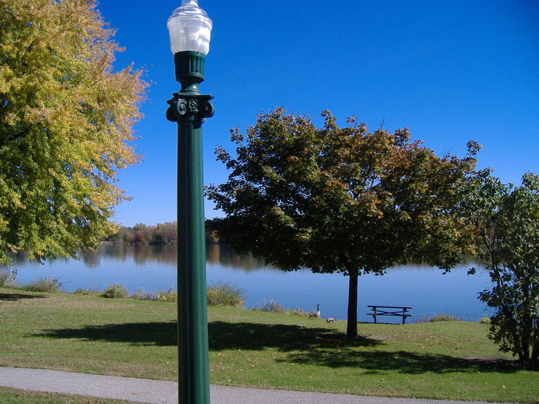 Kendallville, IN: Bixler Lake Park in the City of Kendallville, Indiana