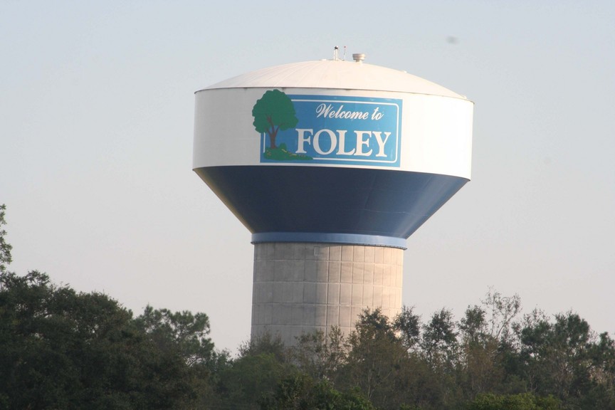 Foley, AL: One of two water towers that stand sentry over this growing tourist city.
